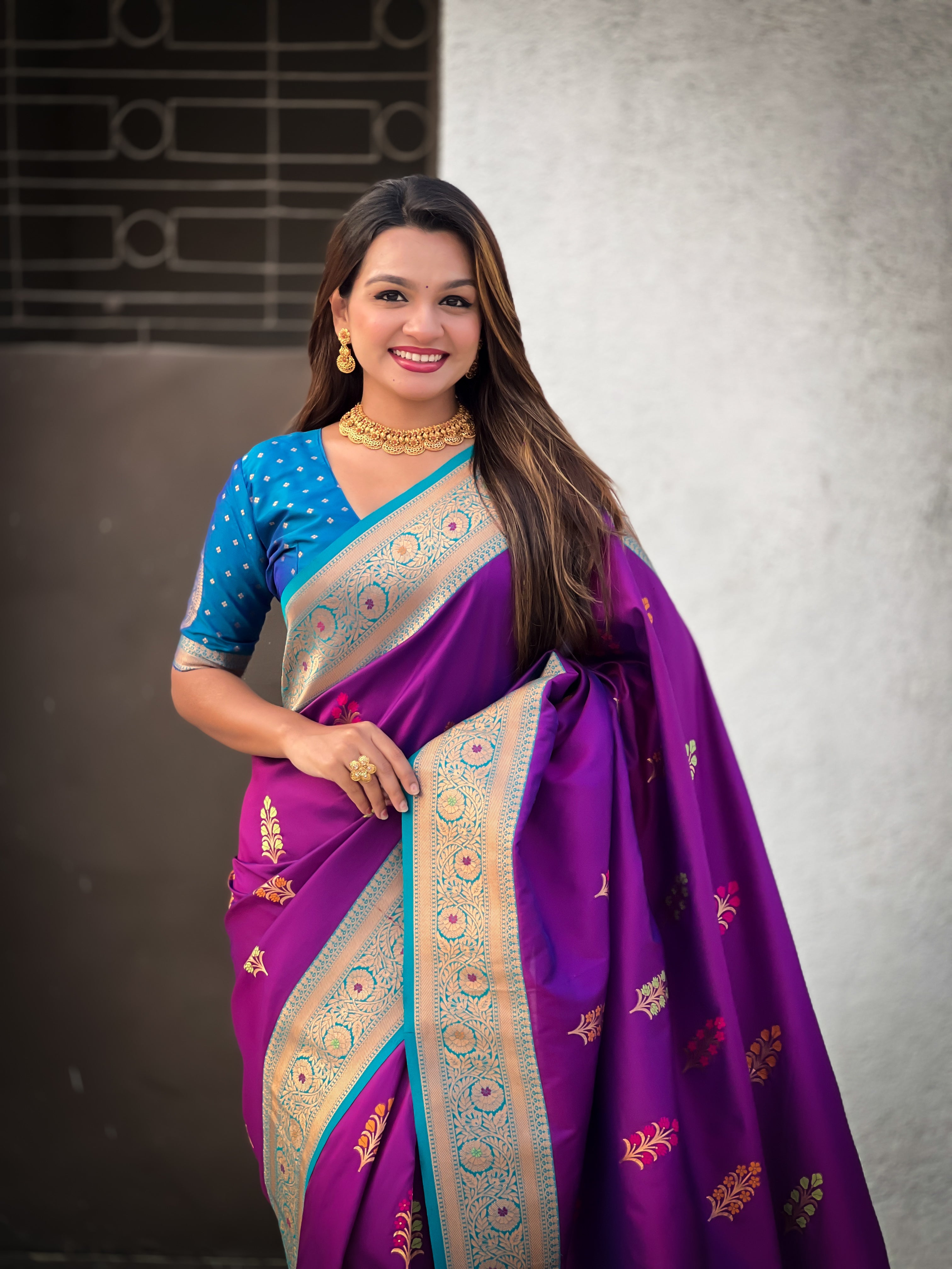 Violet Soft Silk Saree with Flower Butta Meenakari Zari Woven Saree