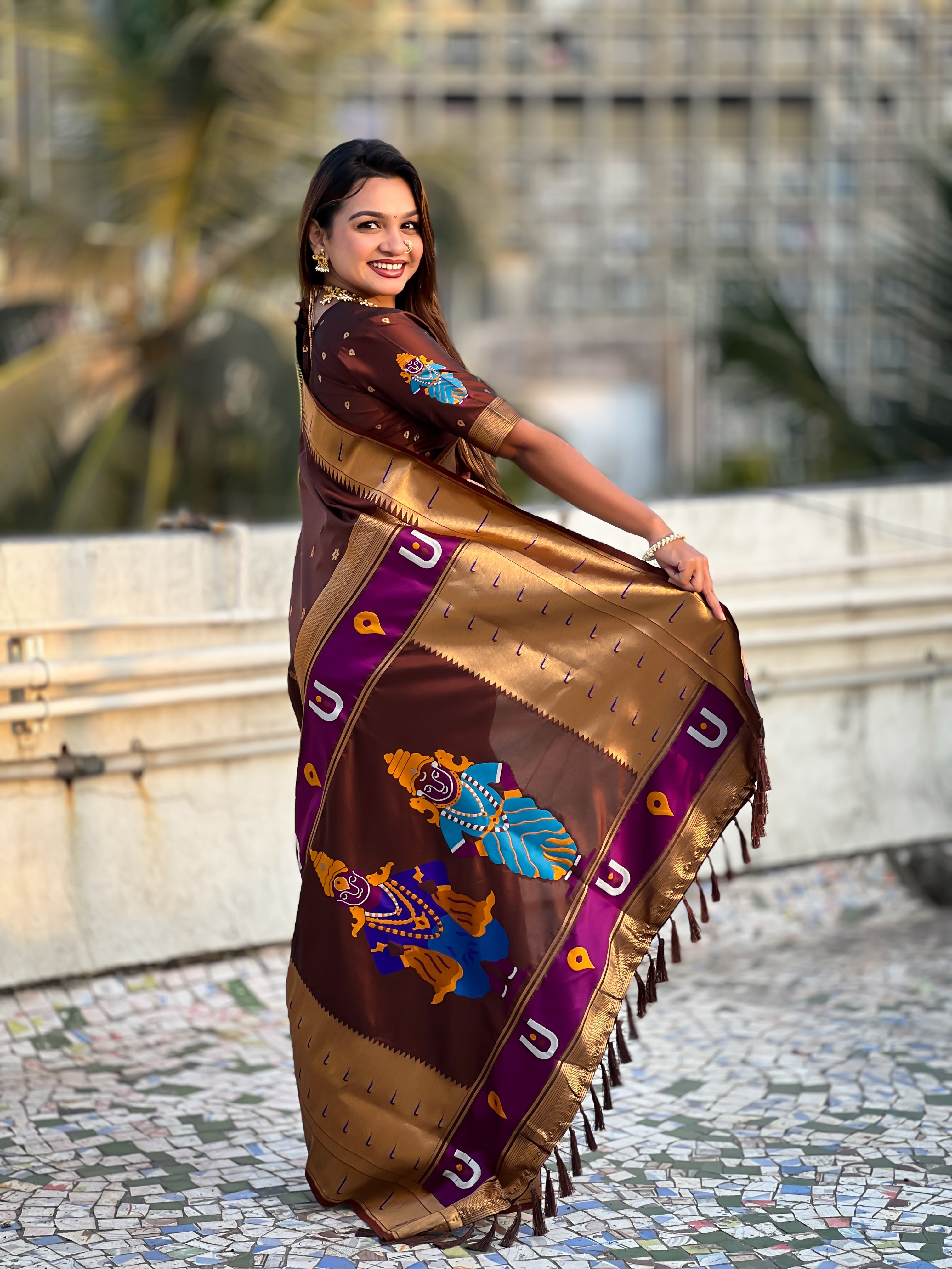 Brown Zari Woven Designer Wedding Gold Paithani Silk Saree