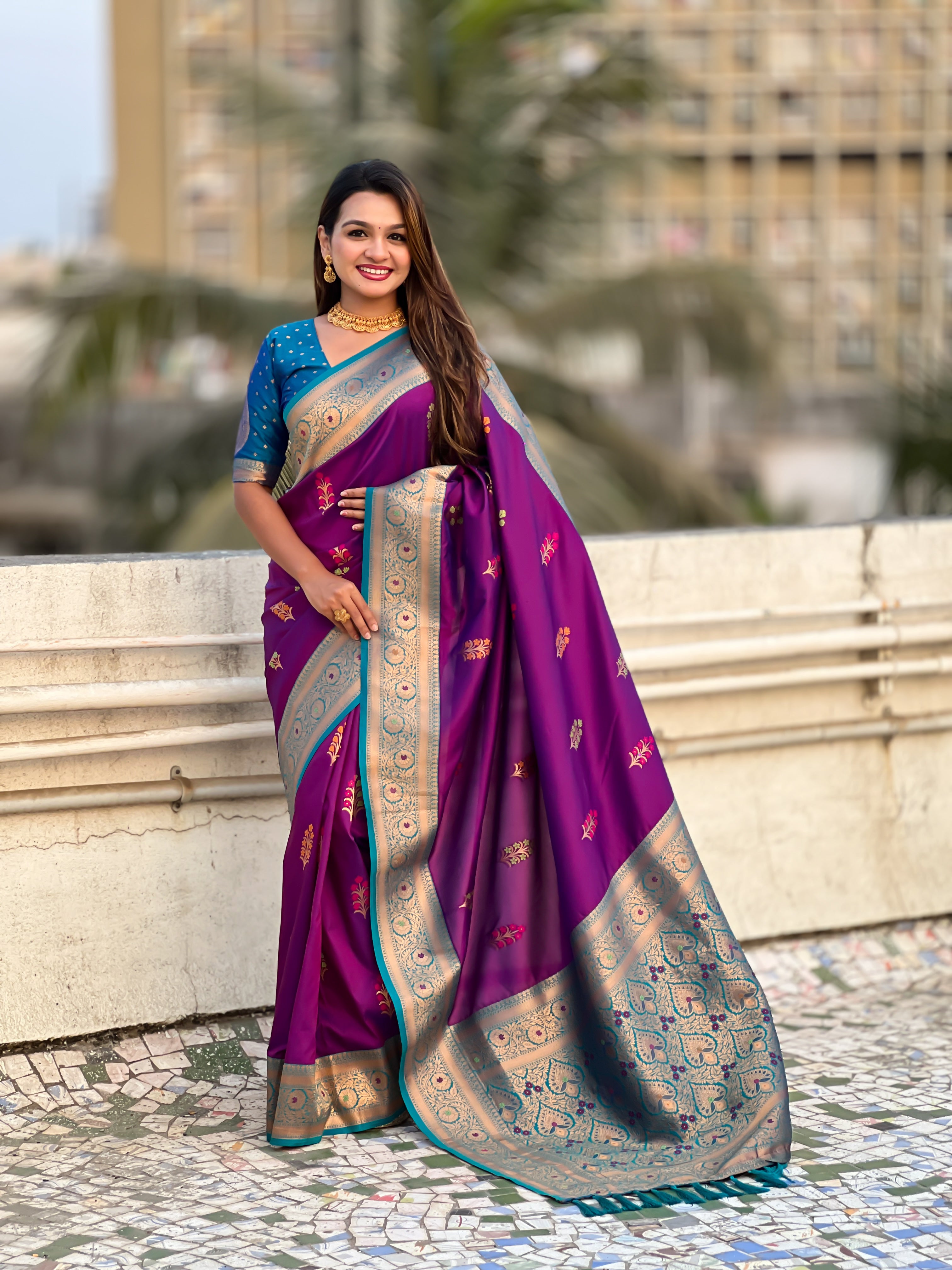 Violet Soft Silk Saree with Flower Butta Meenakari Zari Woven Saree