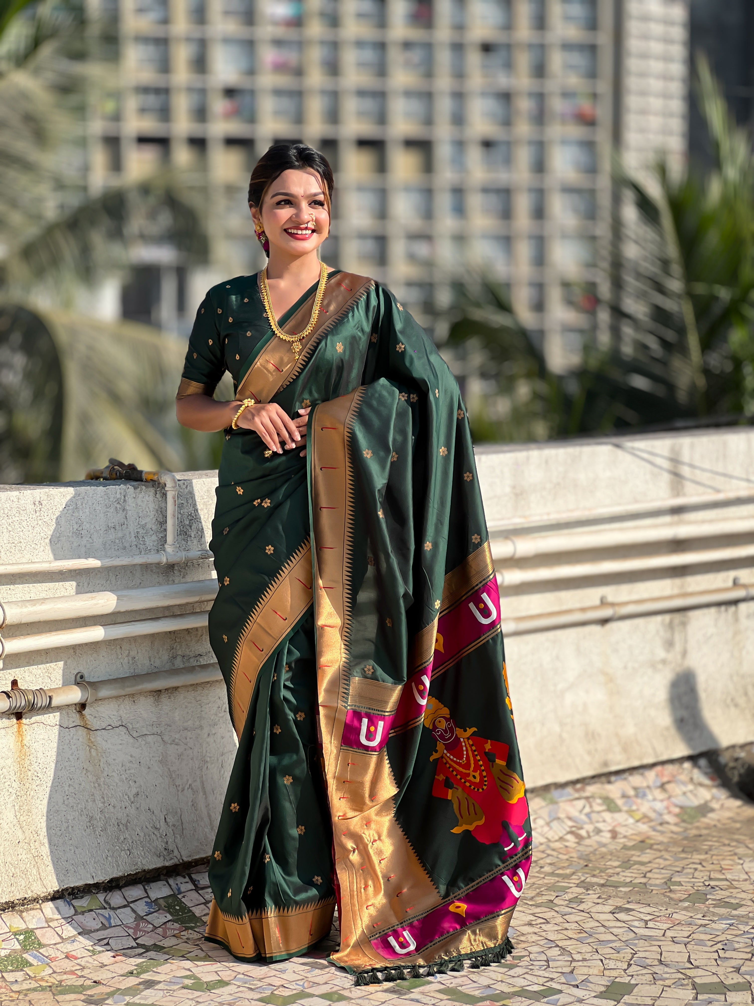 Dark Green Zari Woven Premium Designer Wedding Gold Paithani Silk Saree