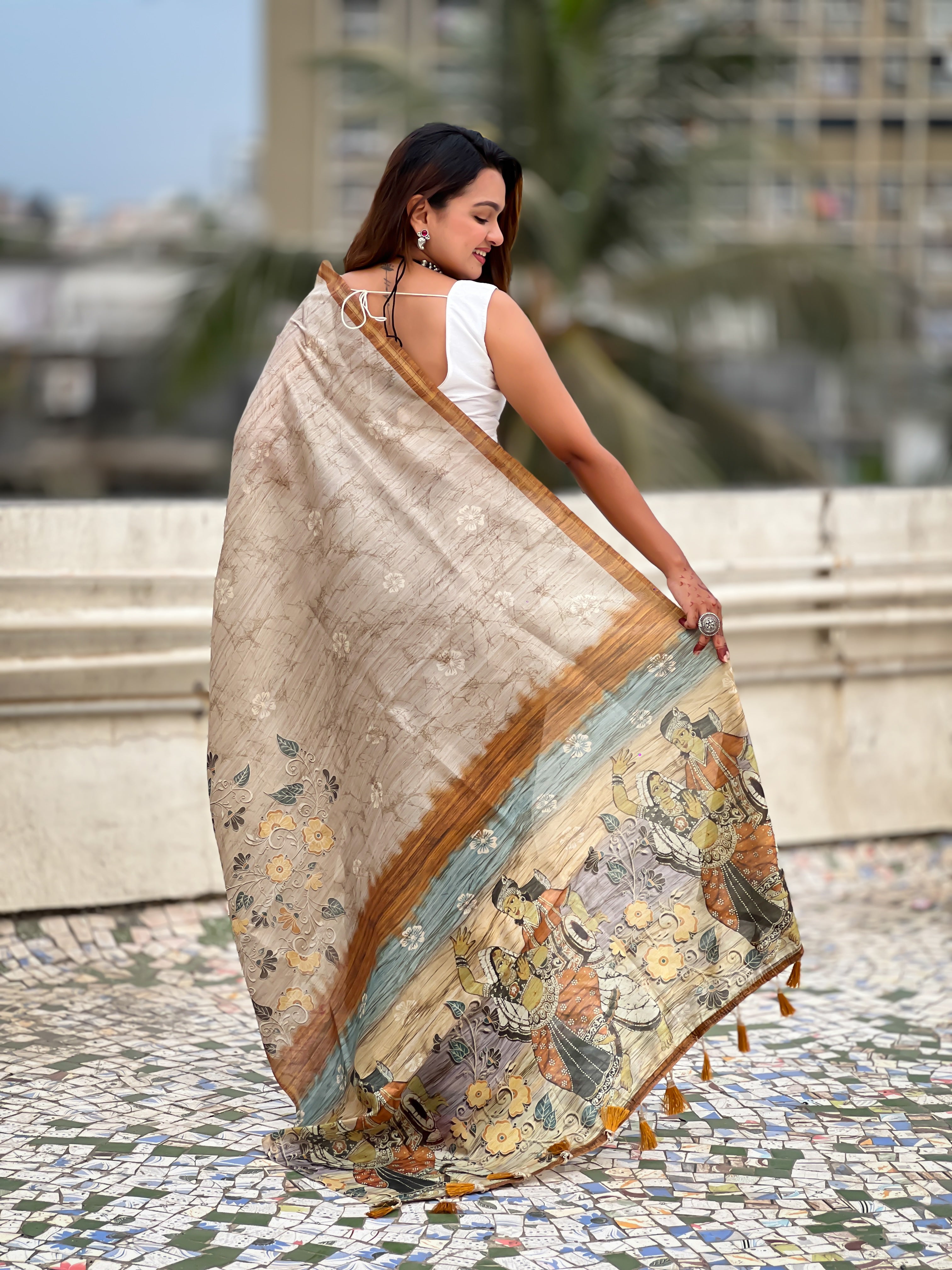 New Function Wear Katki Silk Floral Printed Saree with Piping Border