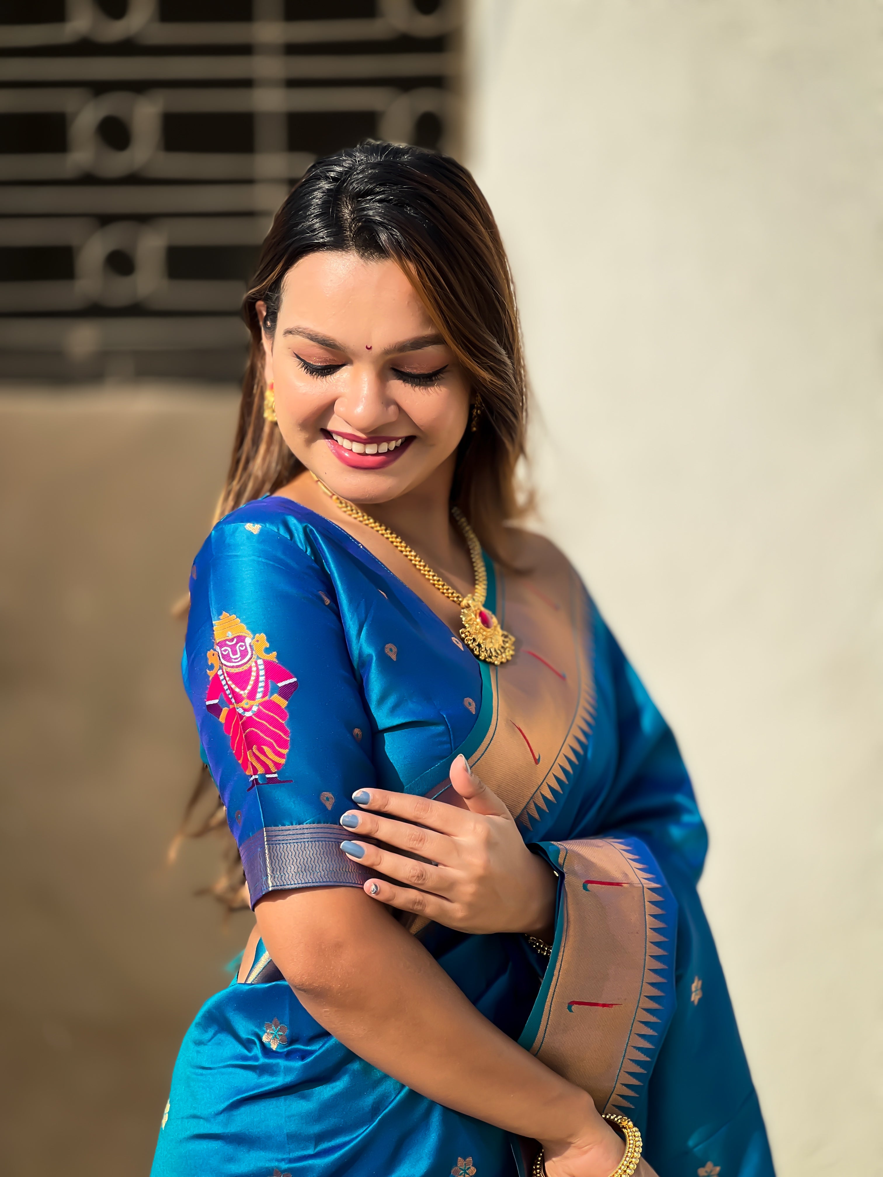 Blue Zari Woven Premium Designer Wedding Gold Paithani Silk Saree