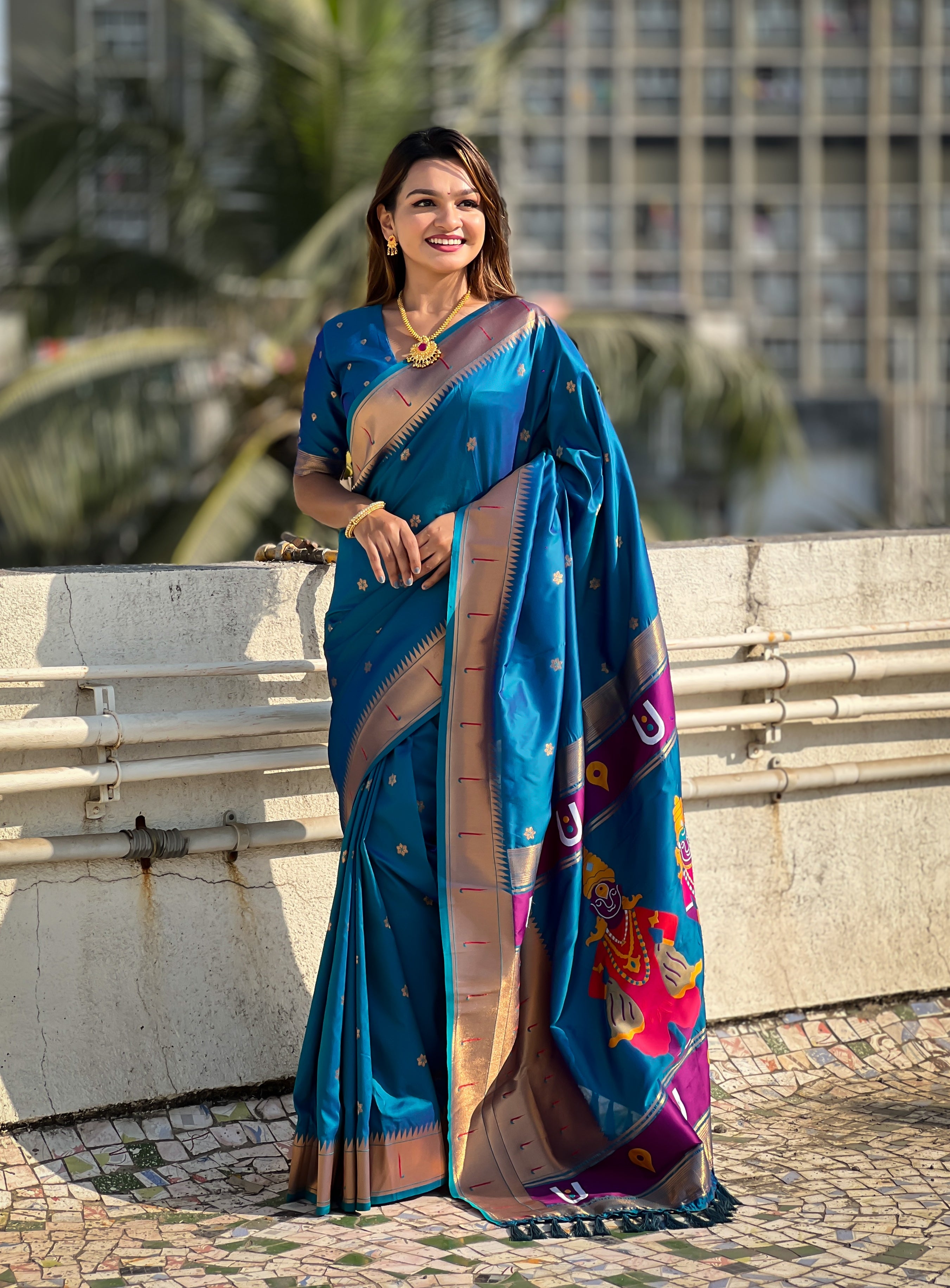 Blue Zari Woven Premium Designer Wedding Gold Paithani Silk Saree