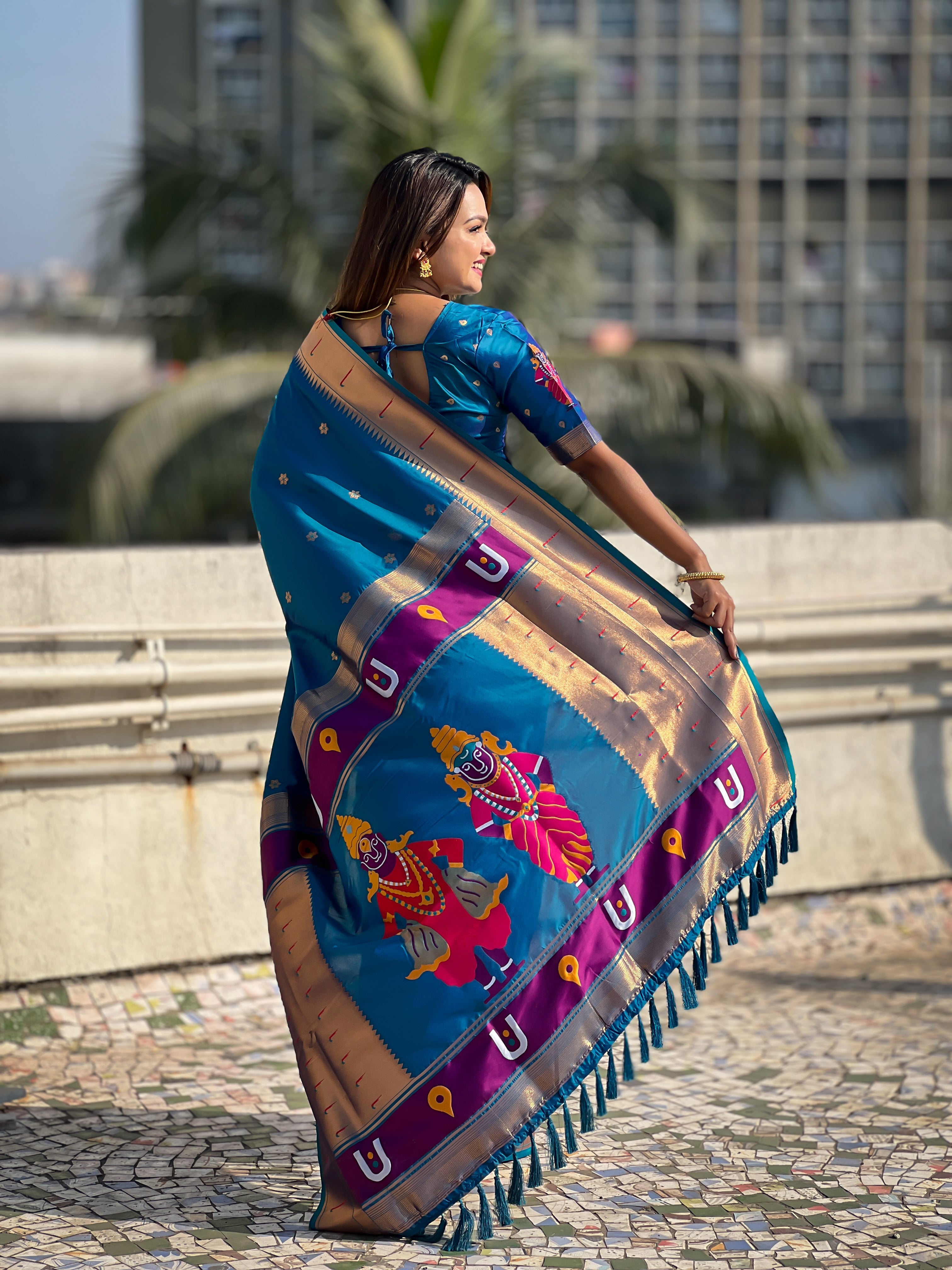 Blue Zari Woven Premium Designer Wedding Gold Paithani Silk Saree