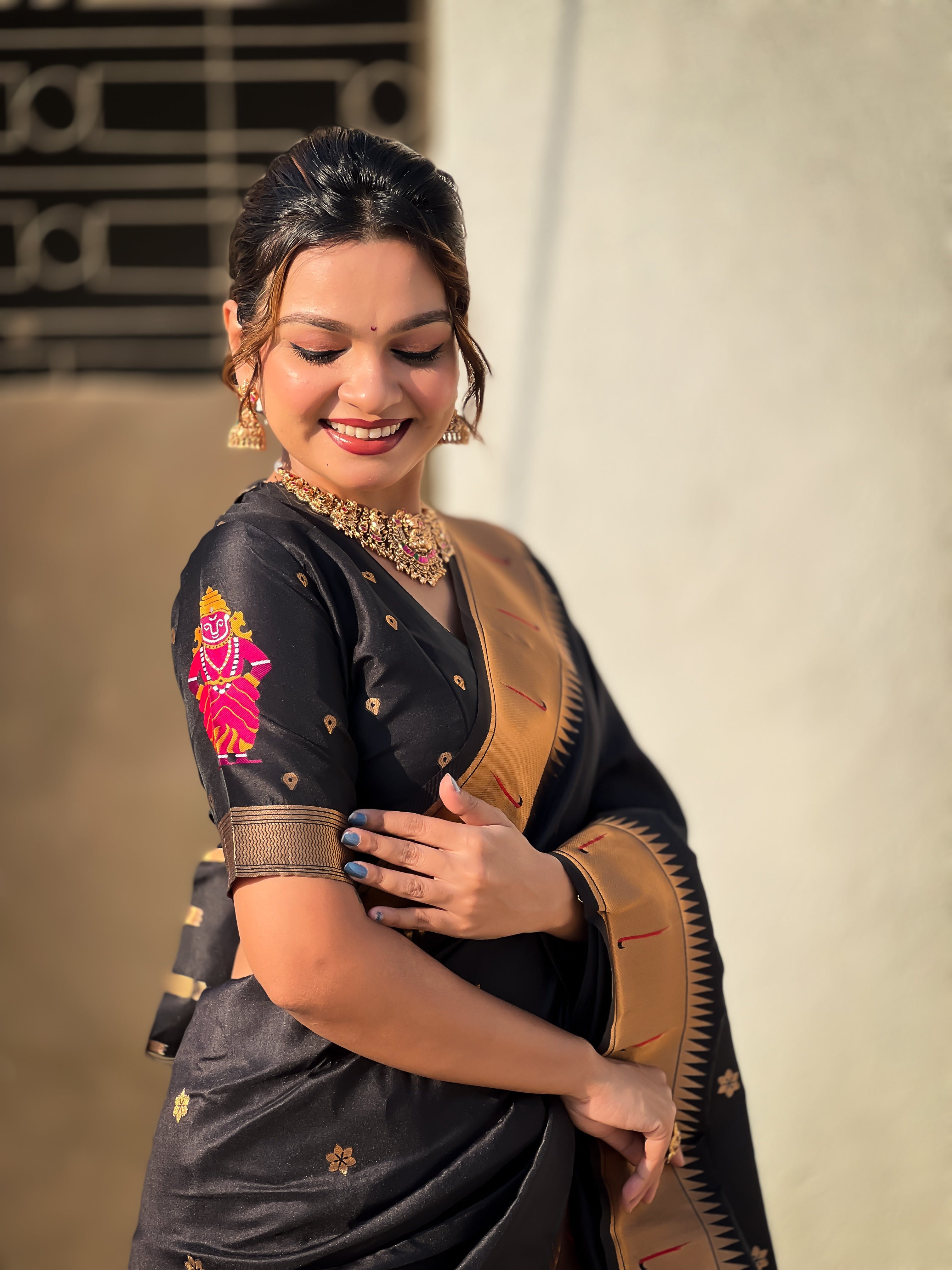Black Zari Woven Premium Designer Wedding Gold Paithani Silk Saree