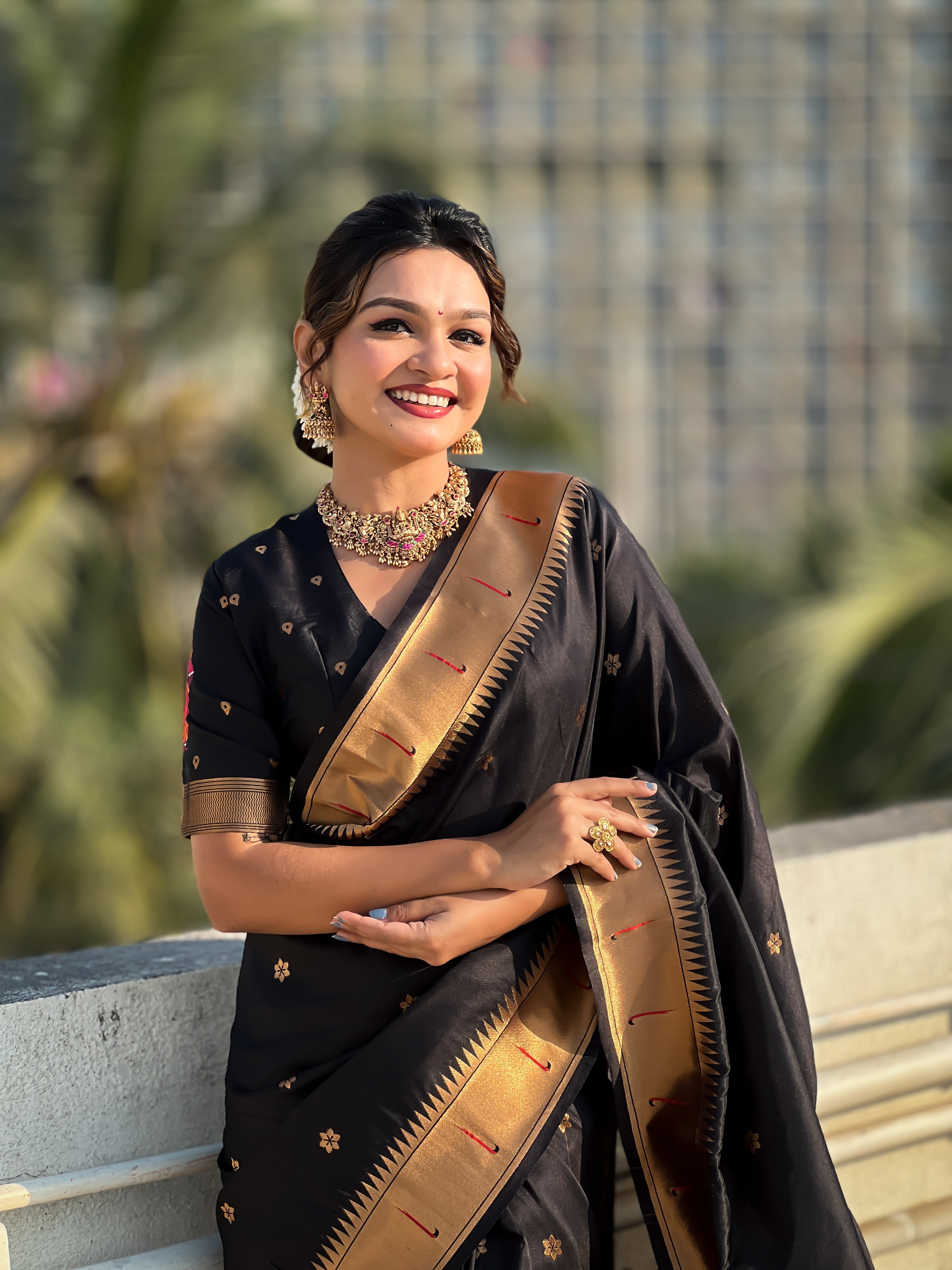 Black Zari Woven Premium Designer Wedding Gold Paithani Silk Saree