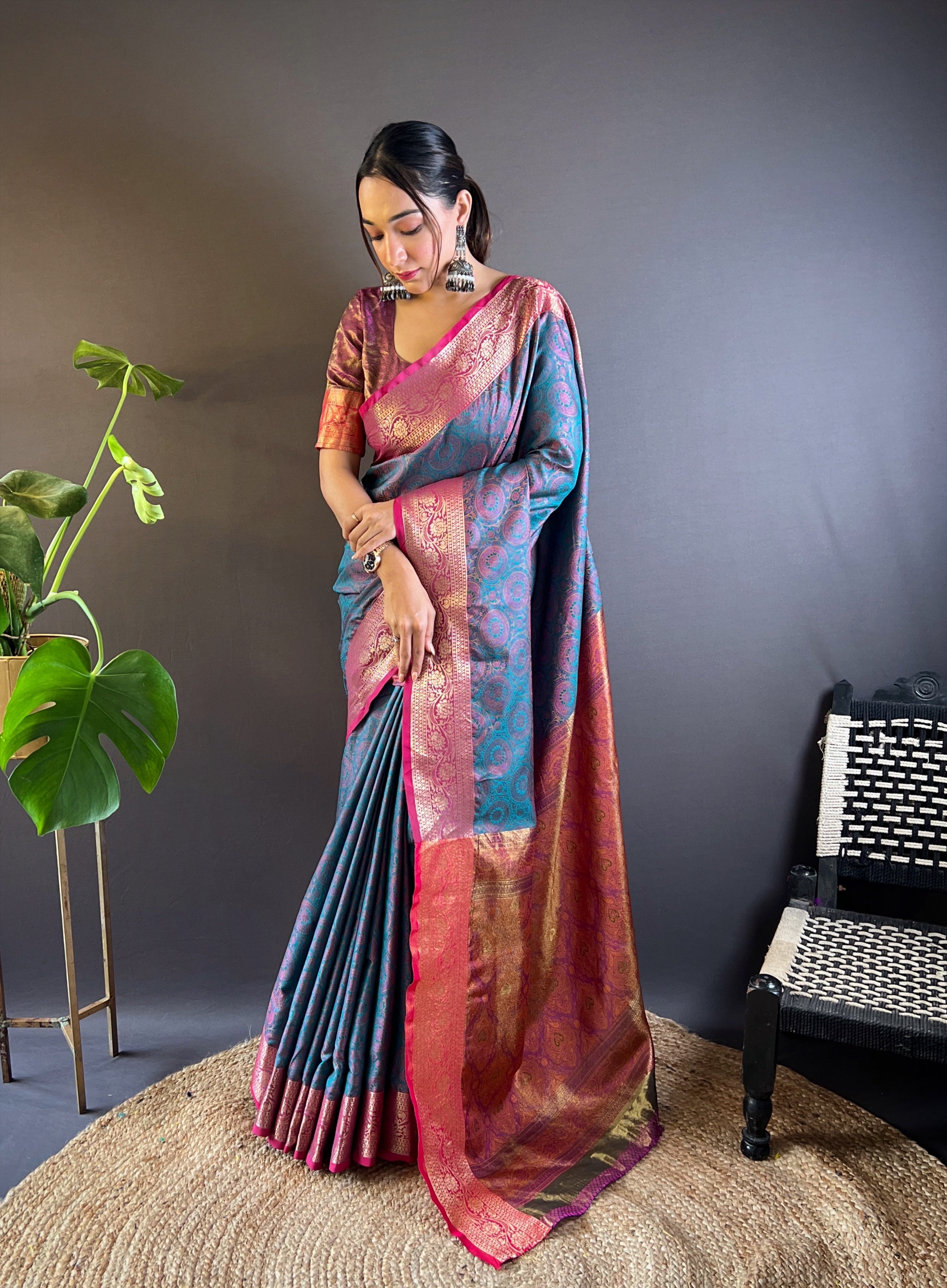 Blue Soft Kashmiri Silk Zari Woven Contrast Saree