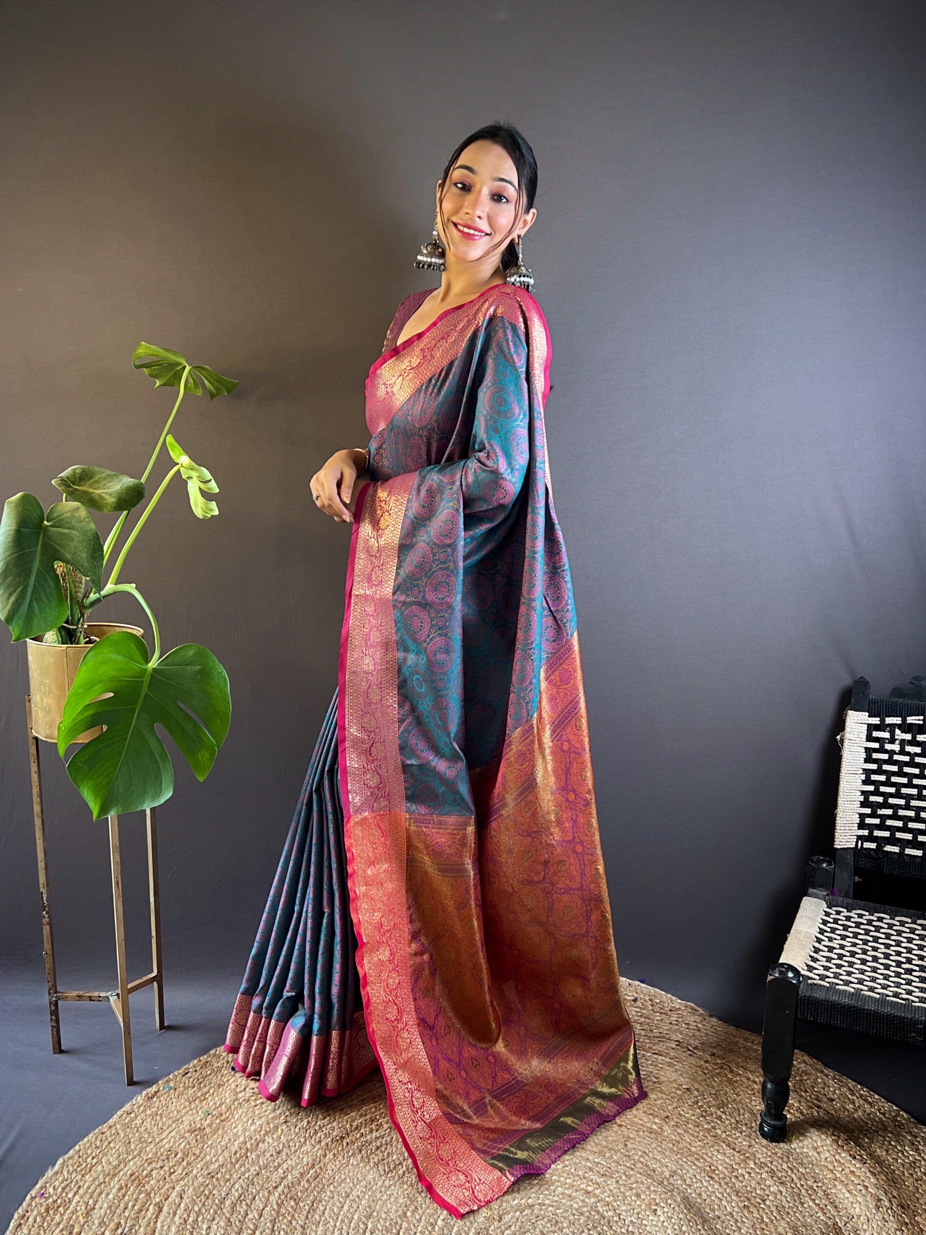 Blue Soft Kashmiri Silk Zari Woven Contrast Saree