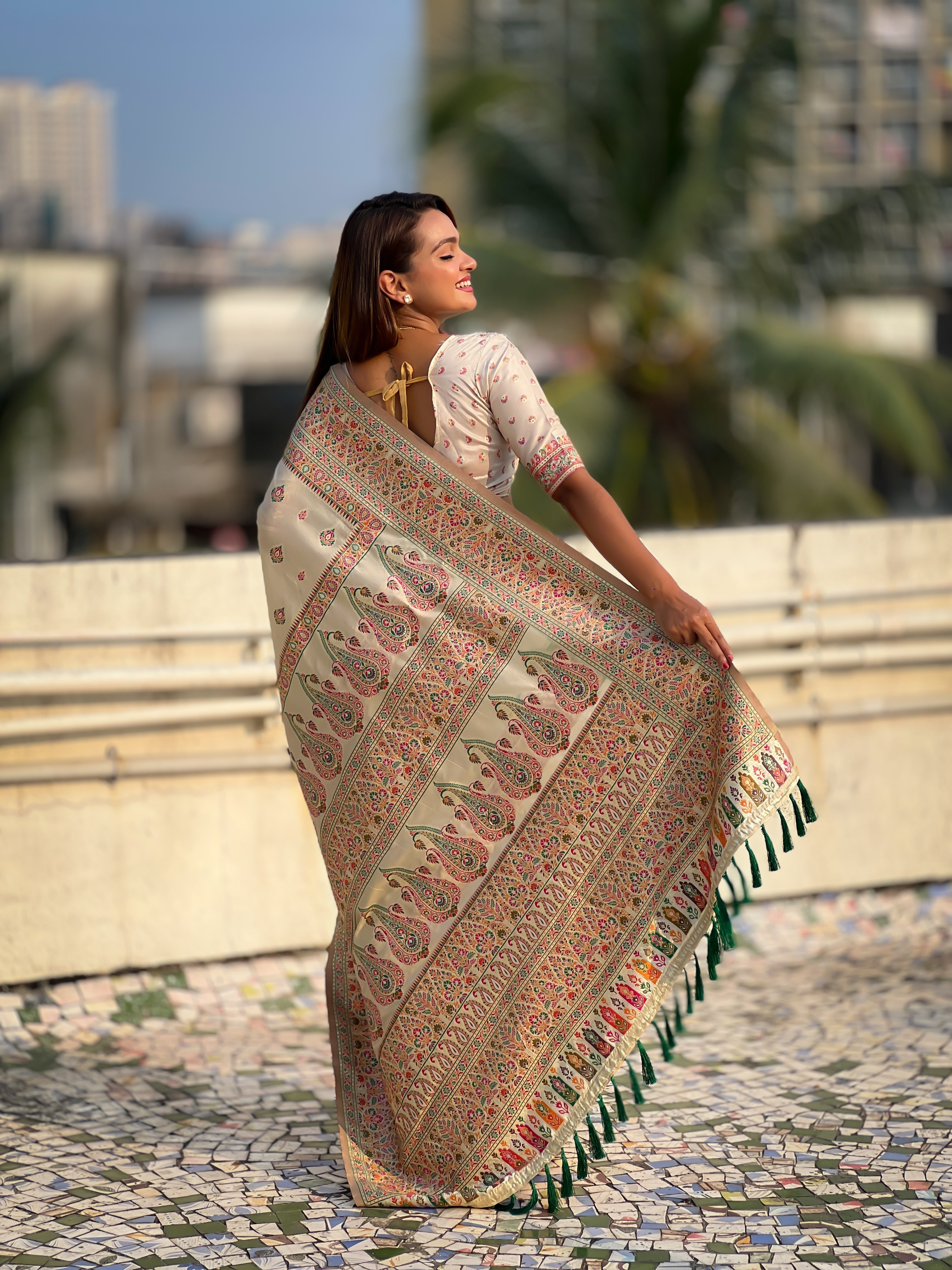Cream Pashmina Silk Zari Woven Party And Wedding Wear Saree With Blouse