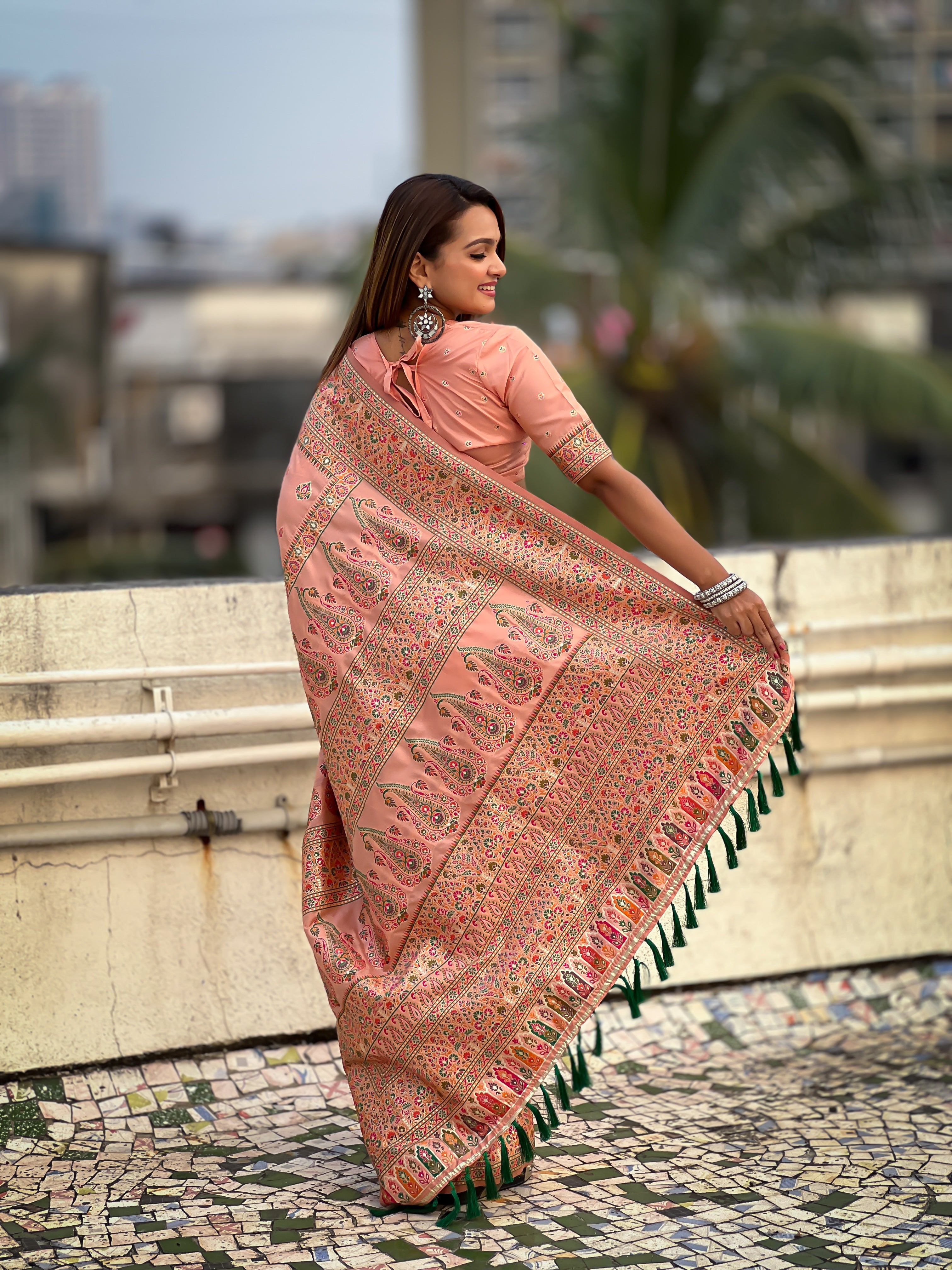 Peach Pashmina Silk Zari Woven Party And Wedding Wear Saree With Blouse
