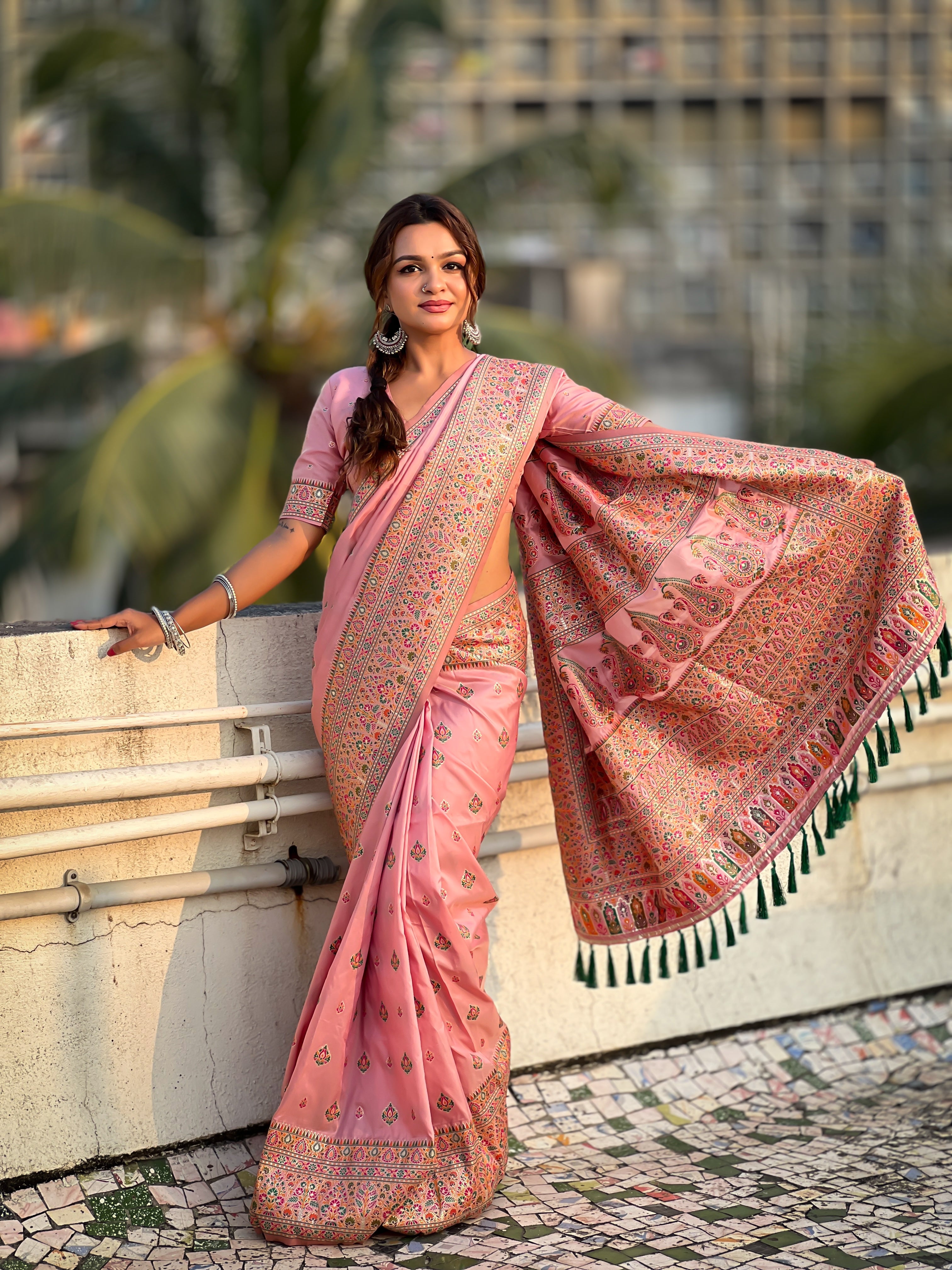 Peach Pashmina Silk Zari Woven Party And Wedding Wear Saree With Blouse