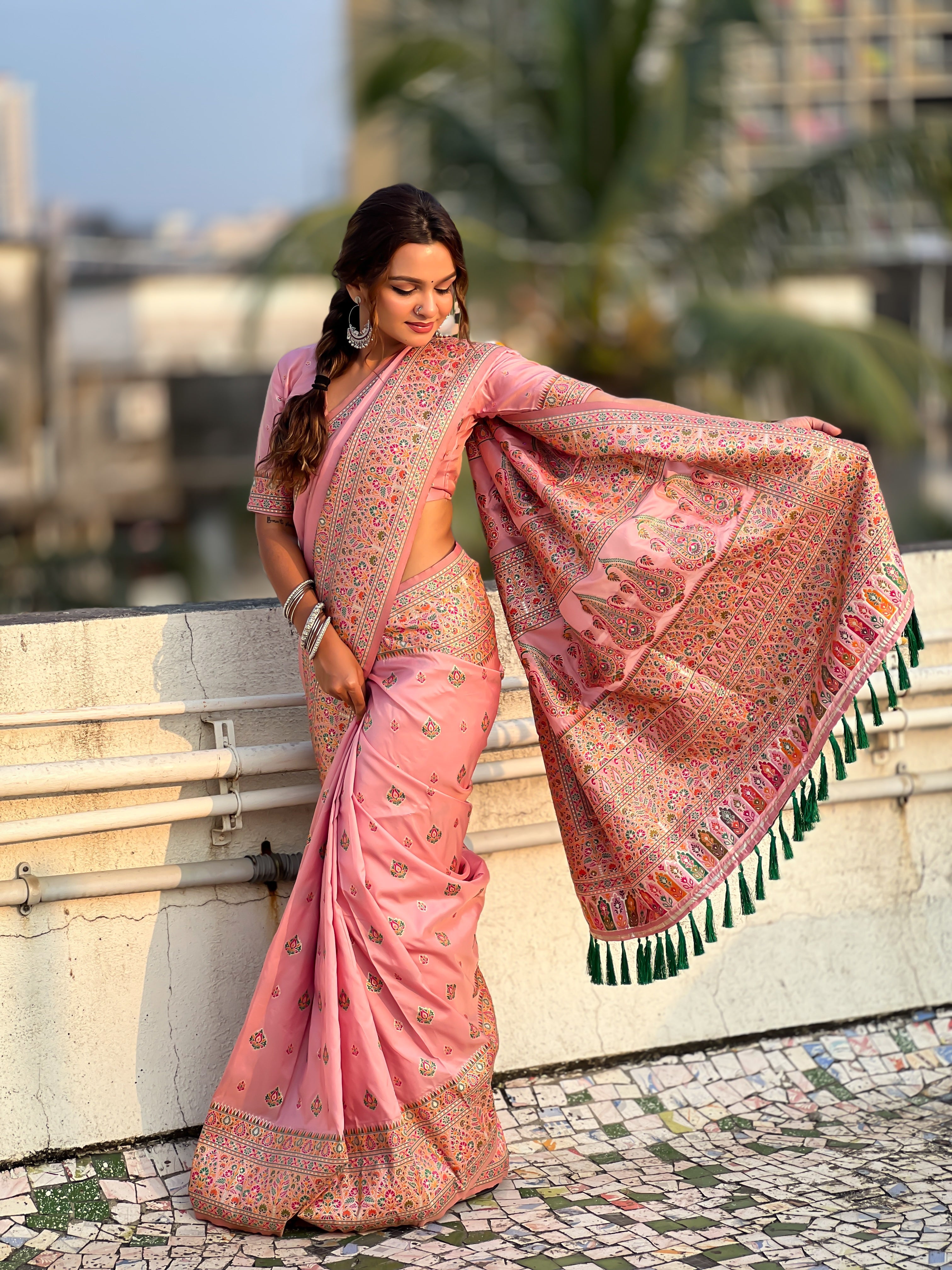 Peach Pashmina Silk Zari Woven Party And Wedding Wear Saree With Blouse