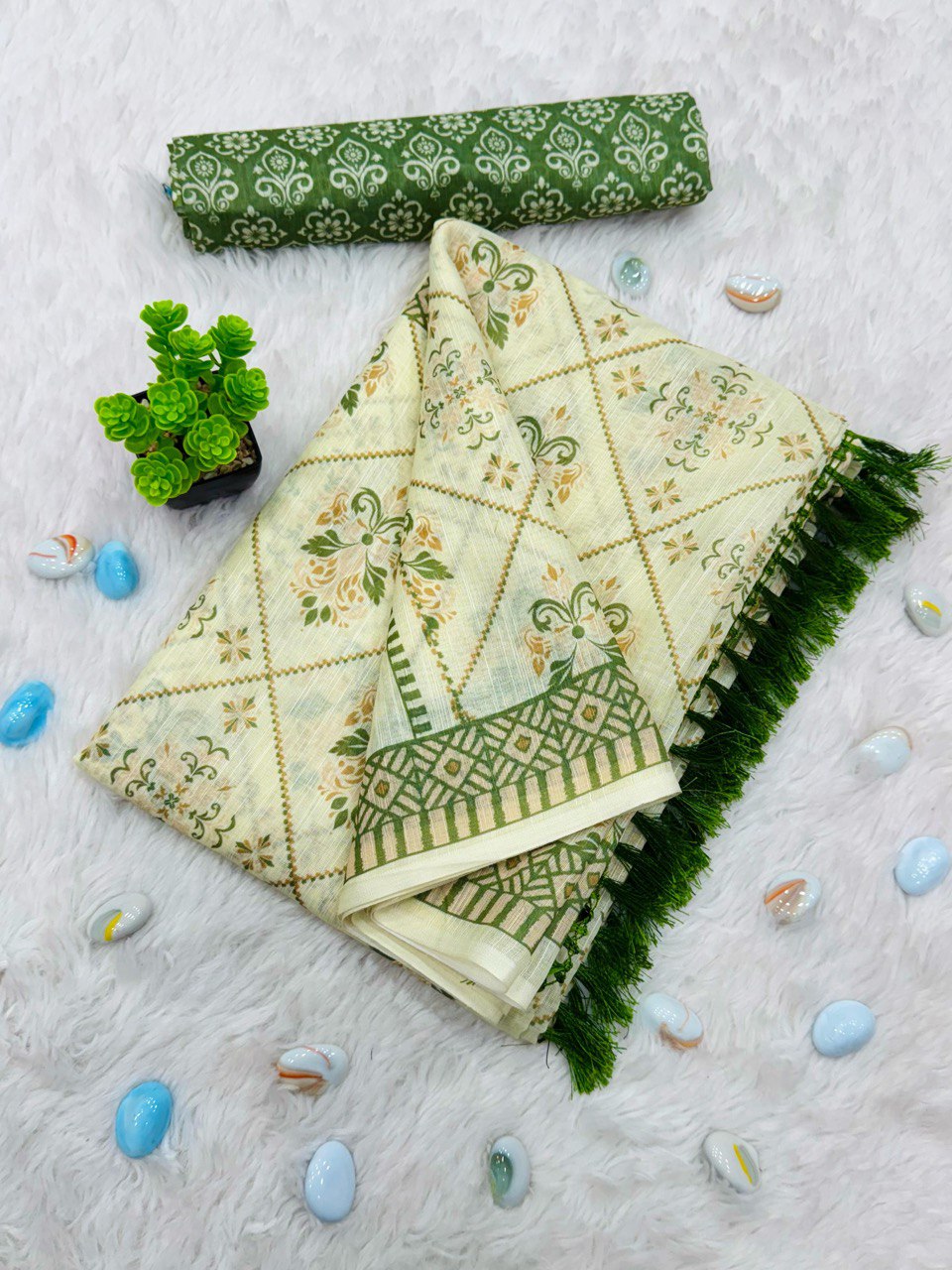 Designer Soft Linen Cotton Saree With Blouse Piece